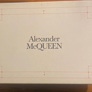 Size 40 Alexander McQueen